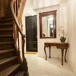 The Loft 300 - R Q C
