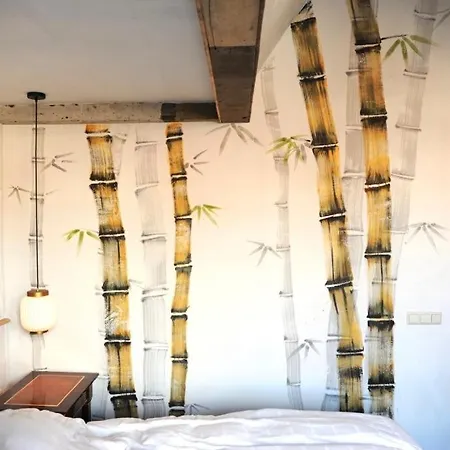 The Loft 300 - R Q C Apartment The Hague