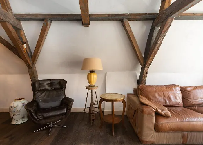 The Loft 300 - R Q C